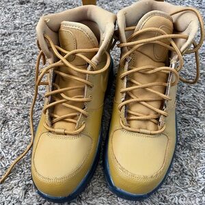 Nike Kids Tan and Black Boots